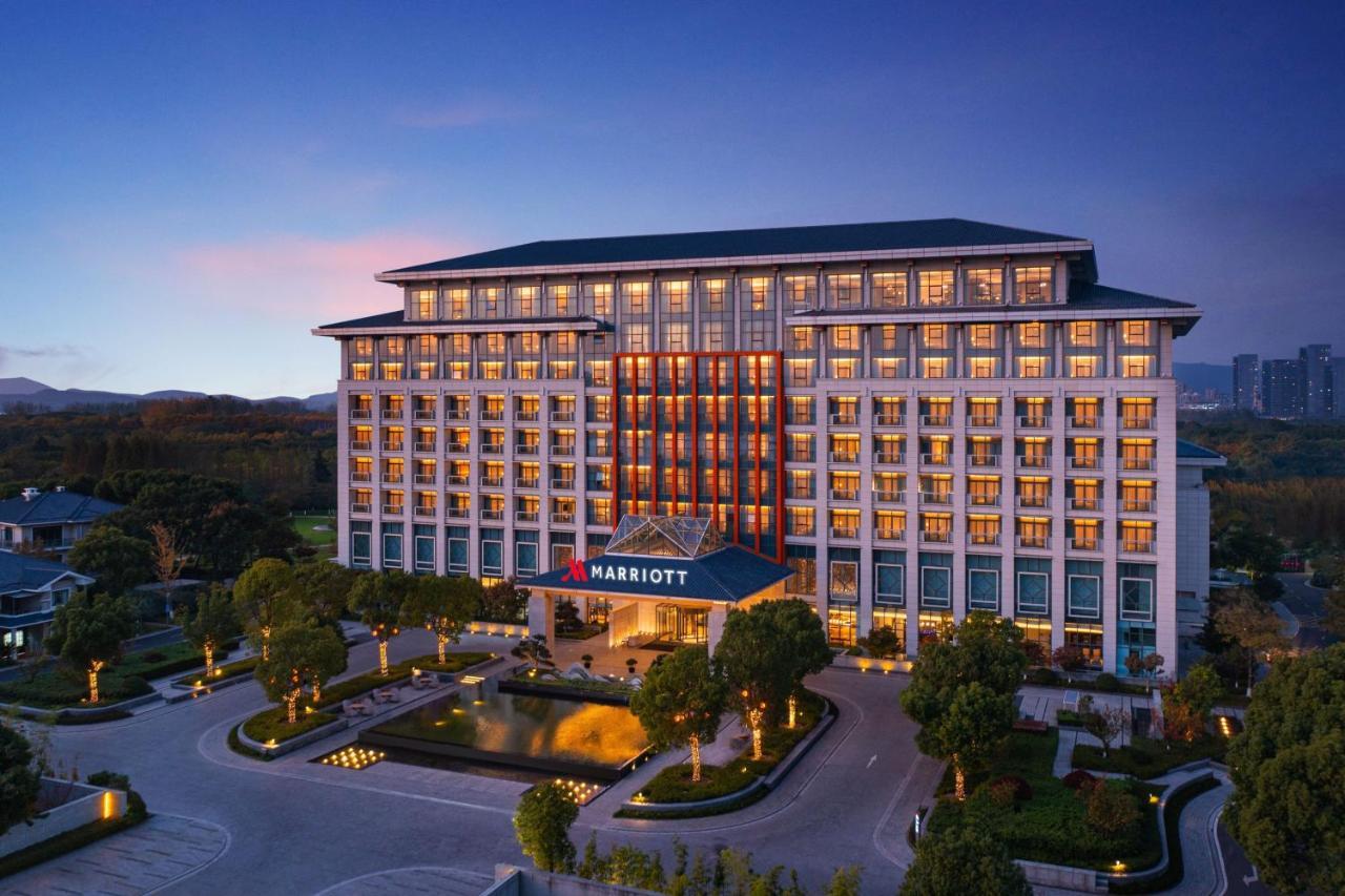 อู๋สี แมริออท โฮเต็ล ลีหูเลค Hotel อู๋ซี ภายนอก รูปภาพ