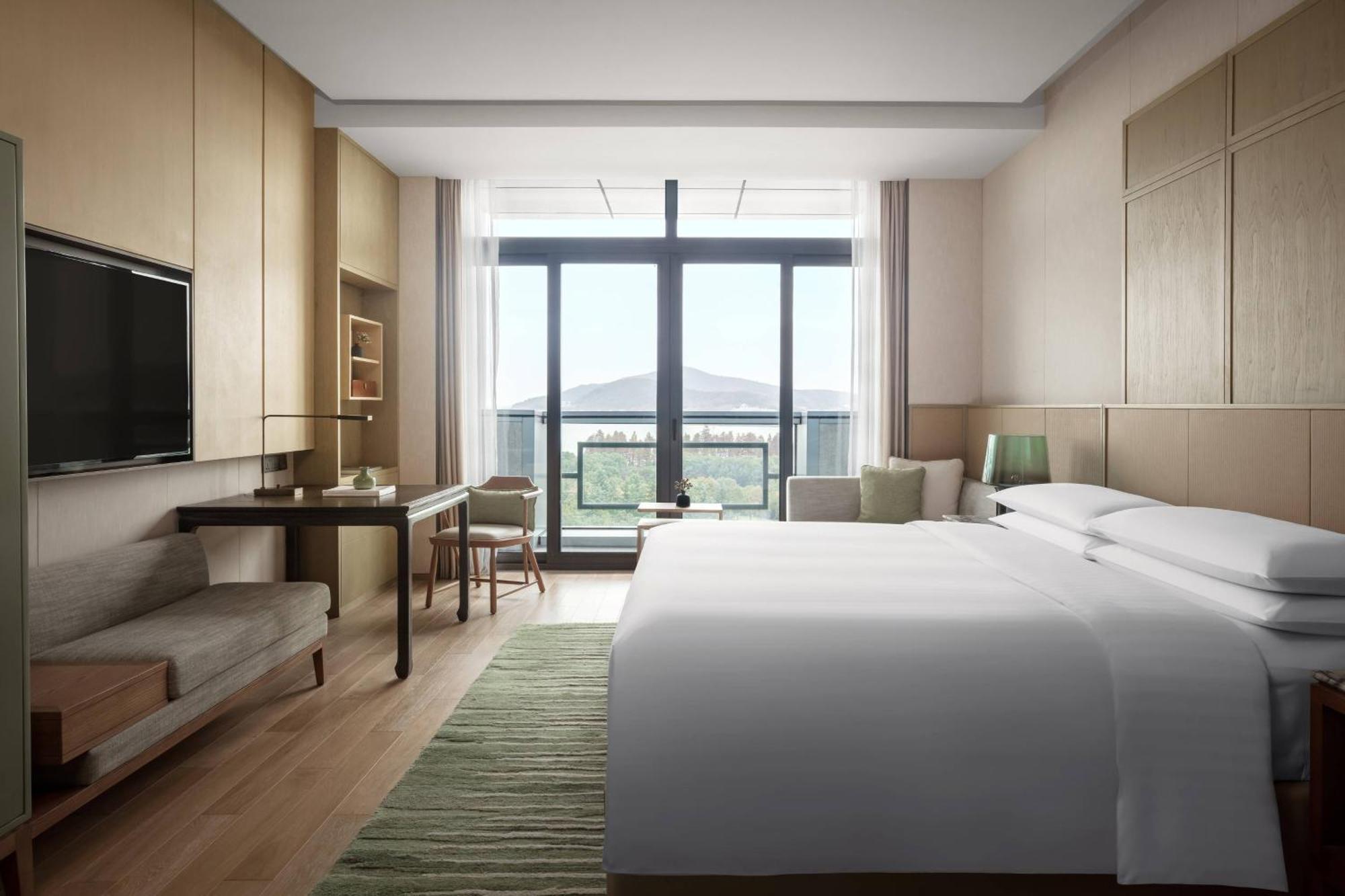 อู๋สี แมริออท โฮเต็ล ลีหูเลค Hotel อู๋ซี ภายนอก รูปภาพ